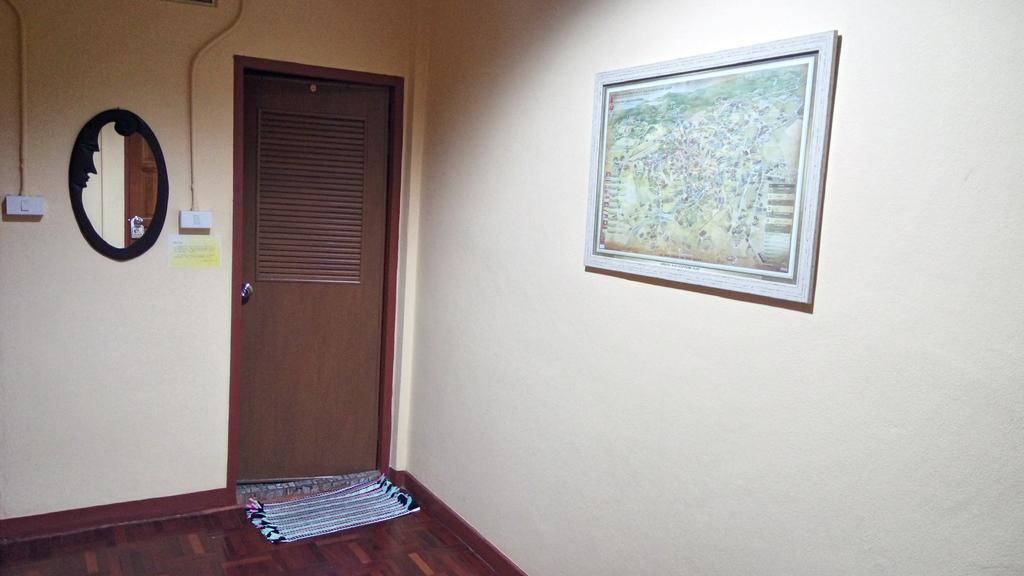 Pm Guesthouse Chiang Mai Bagian luar foto
