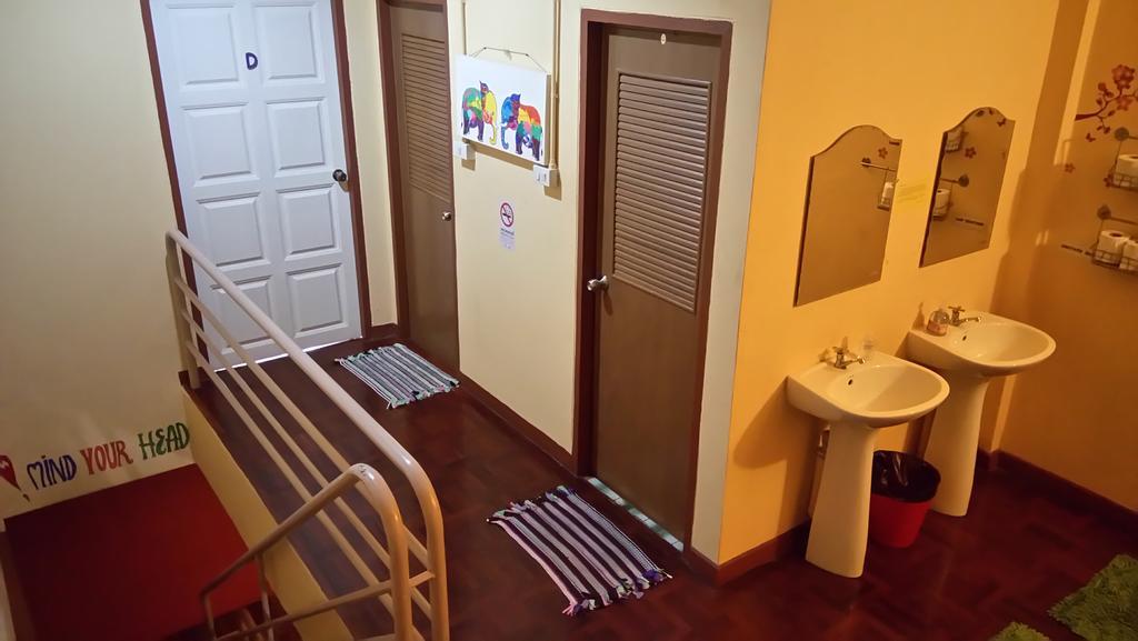 Pm Guesthouse Chiang Mai Bagian luar foto