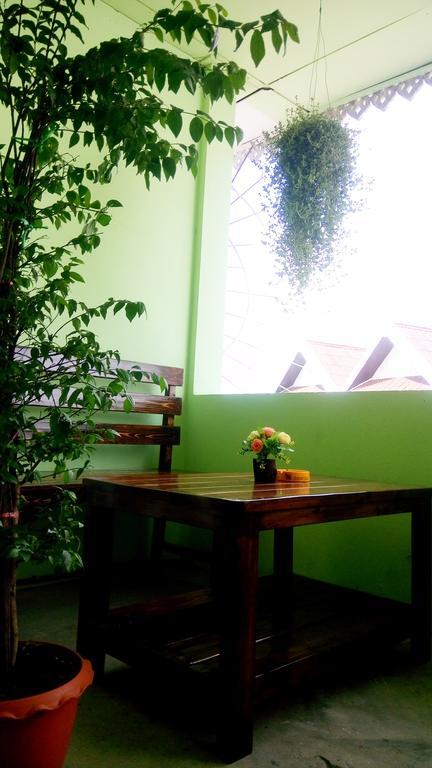 Pm Guesthouse Chiang Mai Bagian luar foto