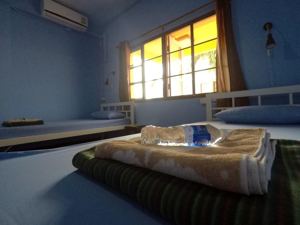 Pm Guesthouse Chiang Mai Bagian luar foto